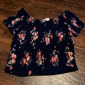 Textured Navy Floral Crop Top (Japna Brand Size L)